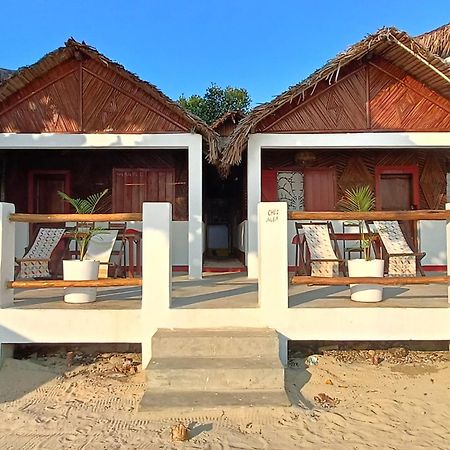 Chez Alex Bed & Breakfast Nosy-Be Ngoại thất bức ảnh