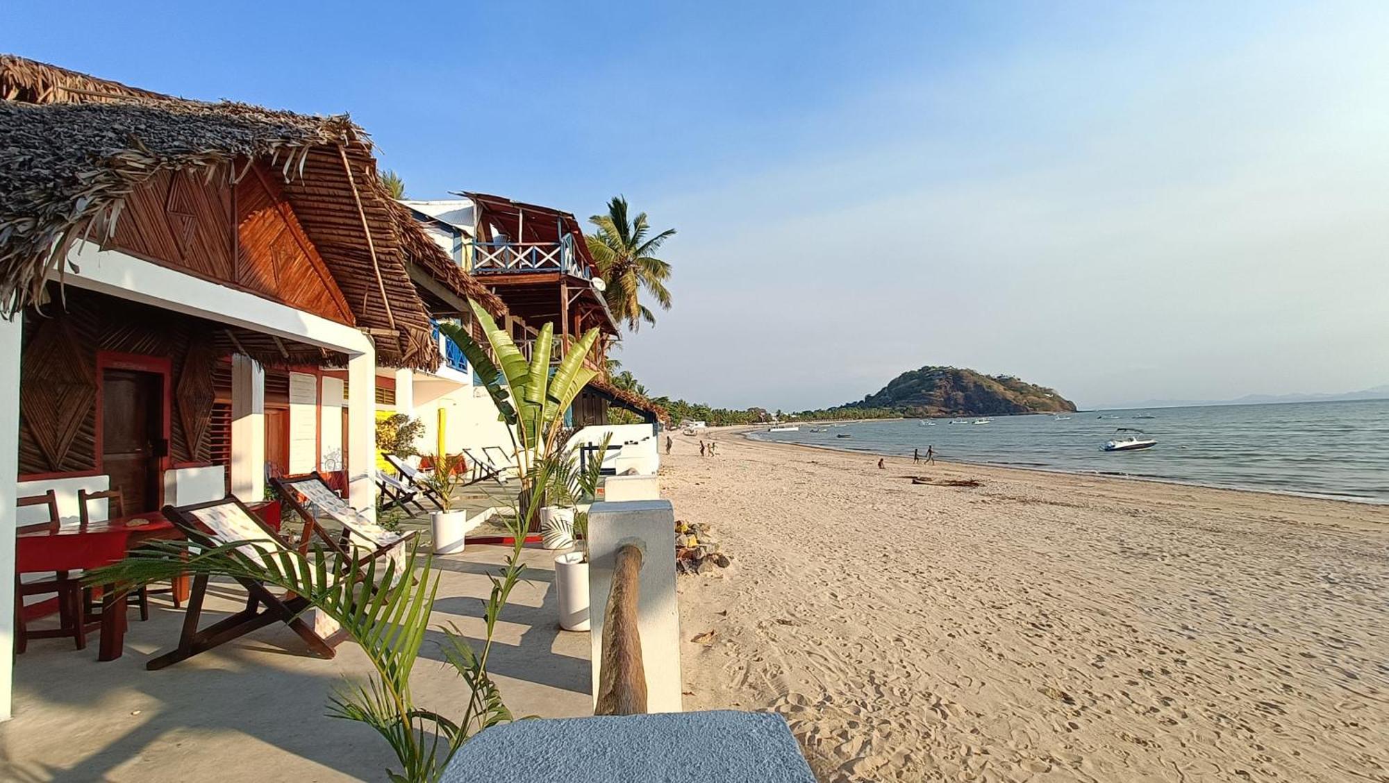 Chez Alex Bed & Breakfast Nosy-Be Ngoại thất bức ảnh
