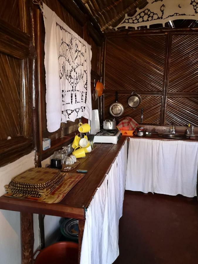 Chez Alex Bed & Breakfast Nosy-Be Ngoại thất bức ảnh