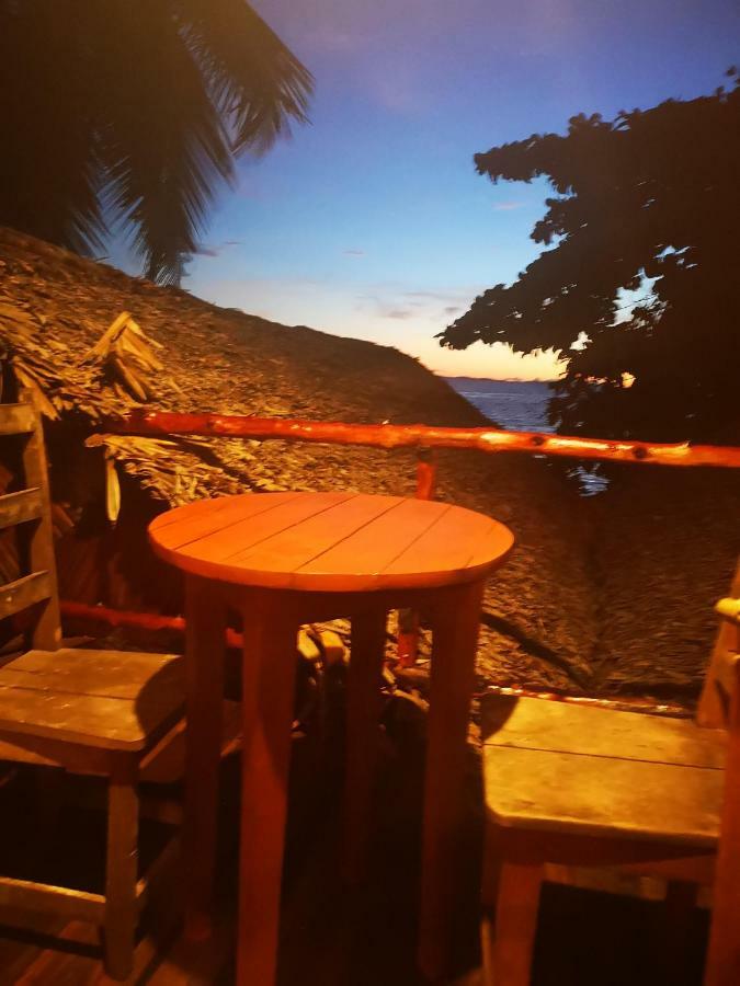 Chez Alex Bed & Breakfast Nosy-Be Ngoại thất bức ảnh