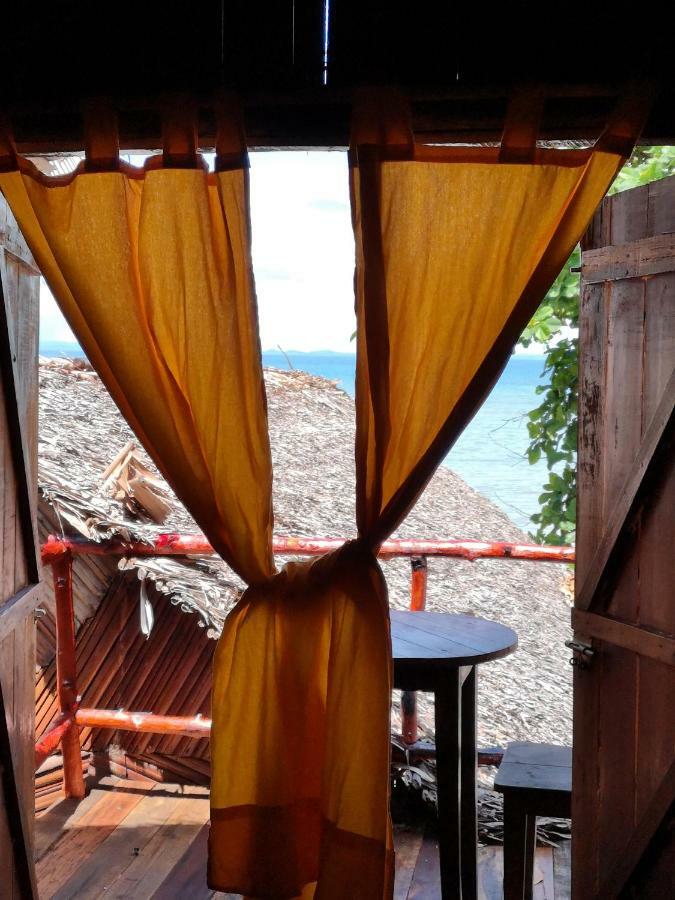 Chez Alex Bed & Breakfast Nosy-Be Ngoại thất bức ảnh