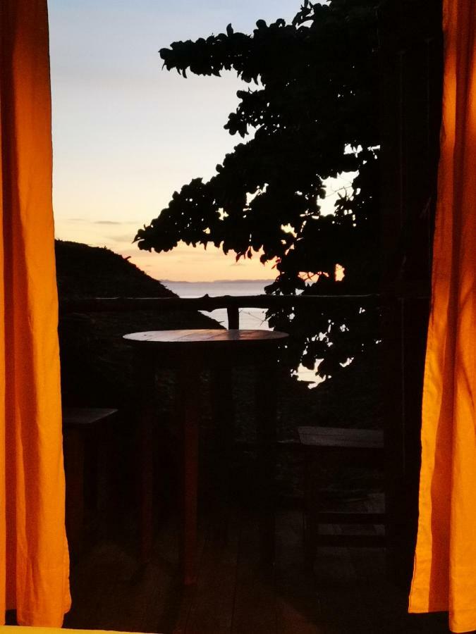 Chez Alex Bed & Breakfast Nosy-Be Ngoại thất bức ảnh